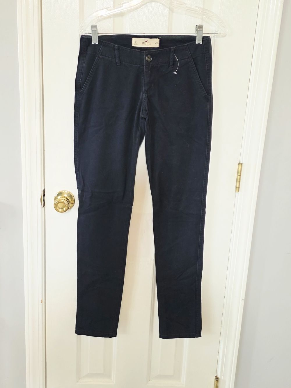 Hollister Women's Skinny Pants in Dark Navy